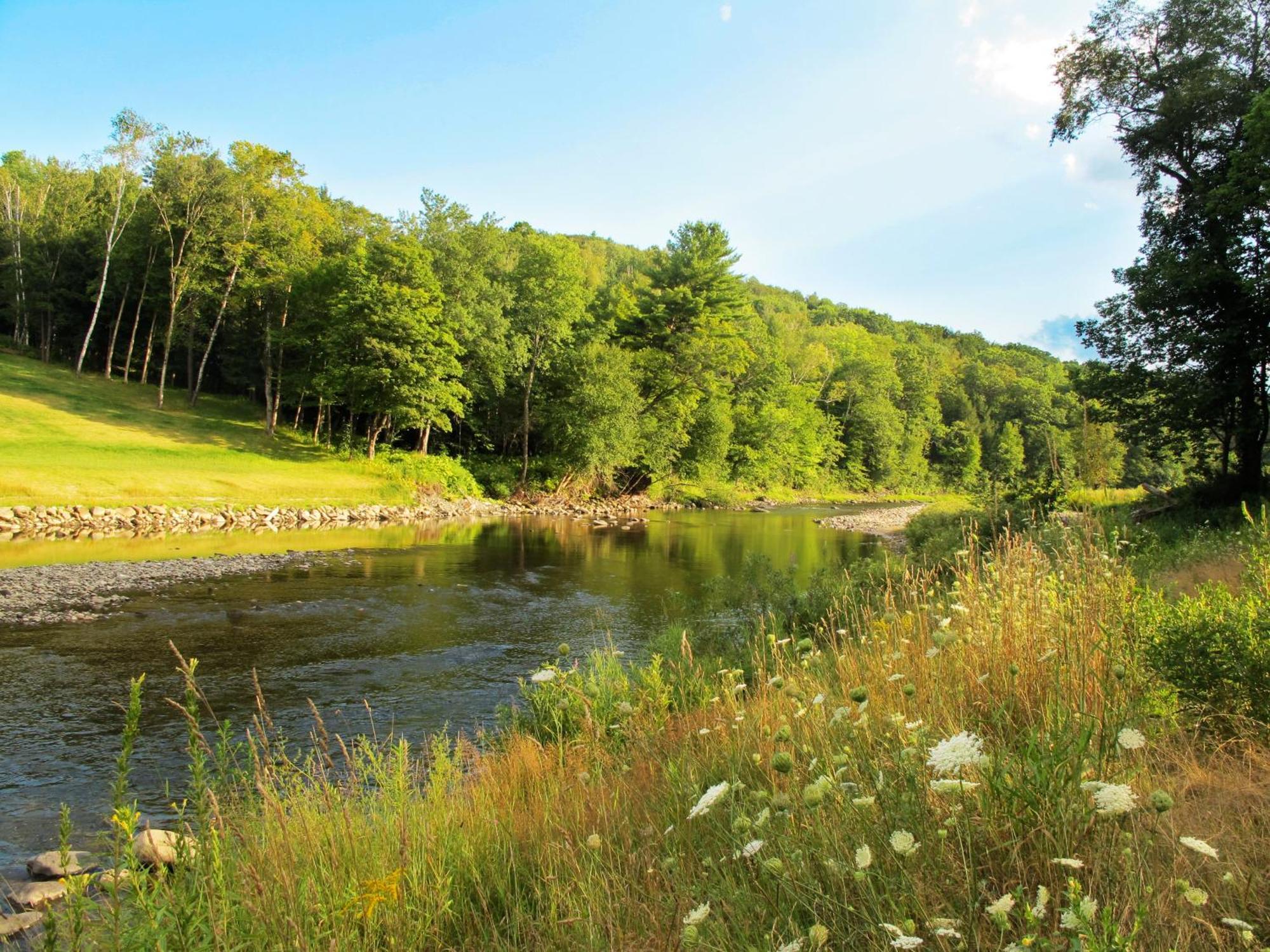 On The River Inn Woodstock Luaran gambar